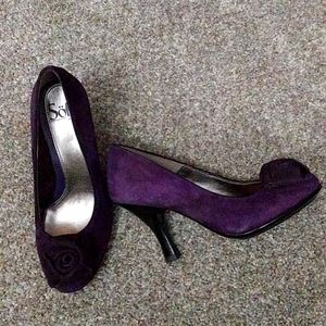 Sofft heals size 6